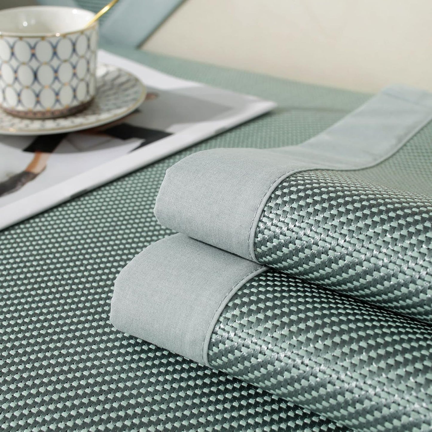 Square Cooling Bedding Mat,Ice Silk Rattan Matting, Jacquard Foldable Mixed Materials of Ice Silk & Rattan,冰藤席 (Green, Queen)